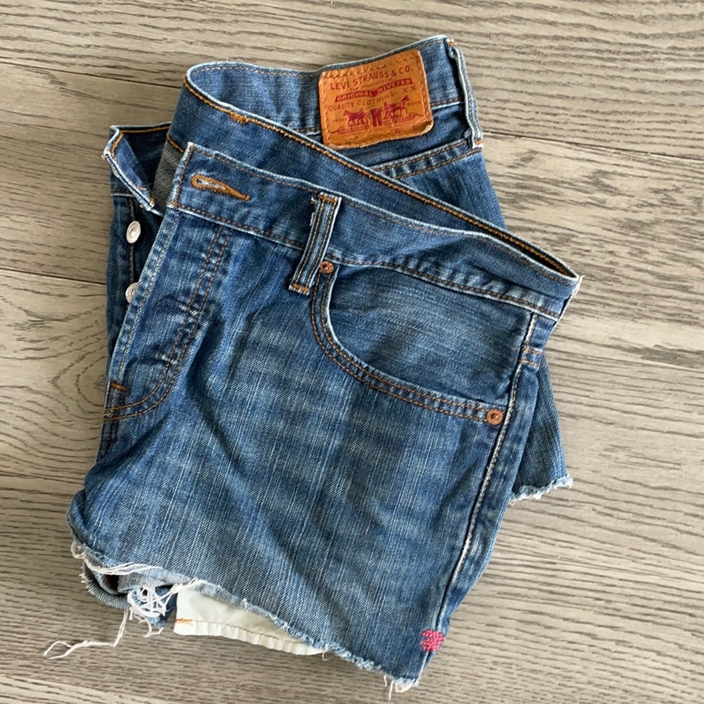 Levi cutoff